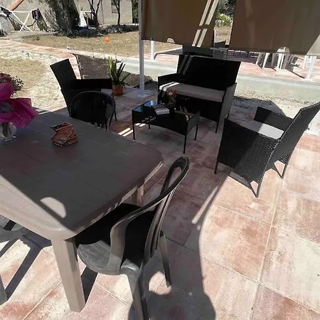 In With Garden 1 Apartment Platamona