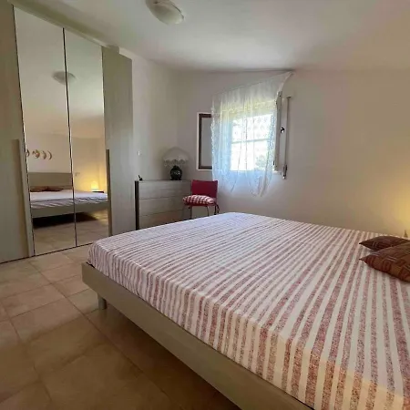 Apartment In With Garden 1 Platamona