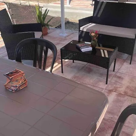 شقة In With Garden 1