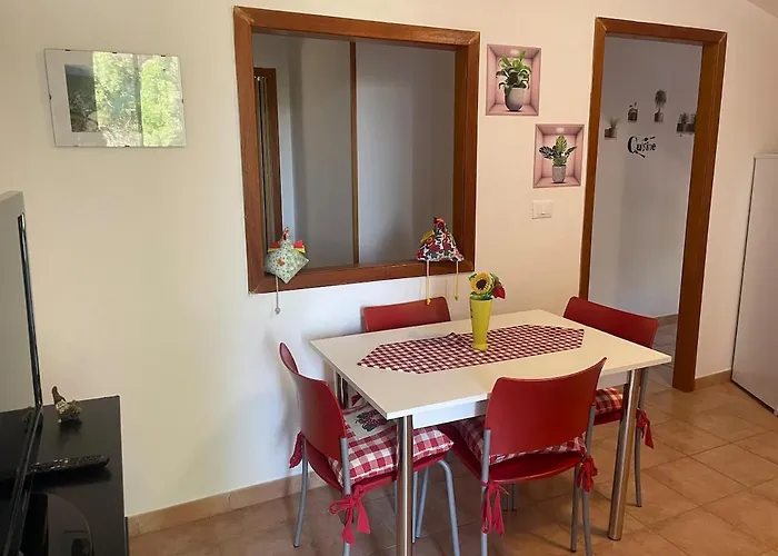 Apartamento In With Garden 1
